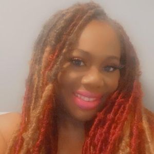 Meet your Posher, Monica